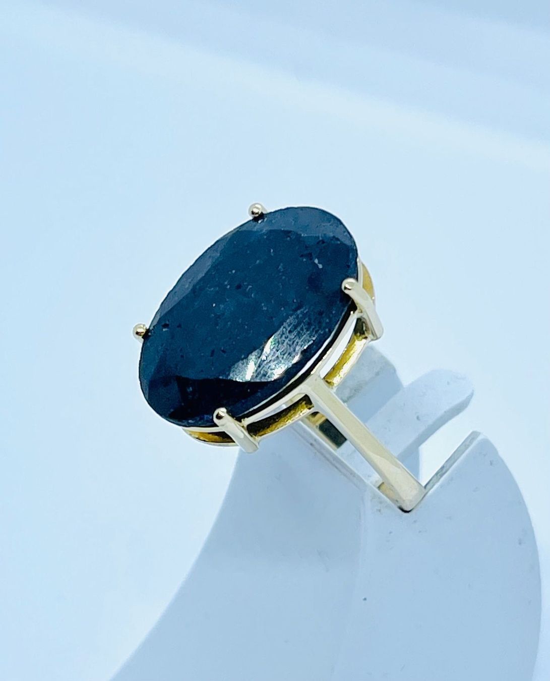 Anelli: 750 Gold Ring mit 10 ct Saphir – Nuovo e nell'imballaggio originale da Murg venduto da MTGold 2
