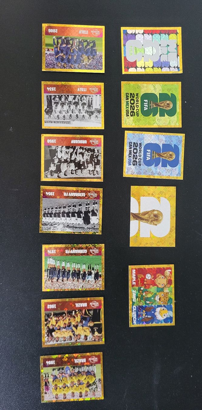 Panini Cartes à collectionner: Panini Sticker 12x FWC – Neuf (Voir description) à Jona par NLUE_10 1