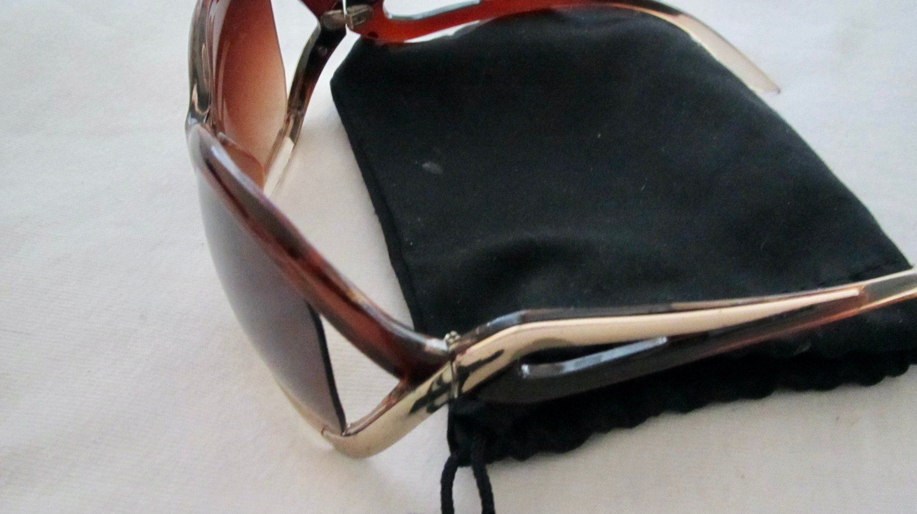 Occhiali & Lenti: 2 PAIRES DE LUNETTES DE SOLEIL – Usato da Murten venduto da Selliot 6