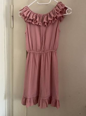 Ärmelloses Kleid