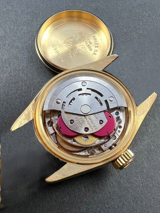 Rolex Orologi: ROLEX DateJust Lady 18k Gold 26mm Automatic Originál – Usato da Bern venduto da a3773 3