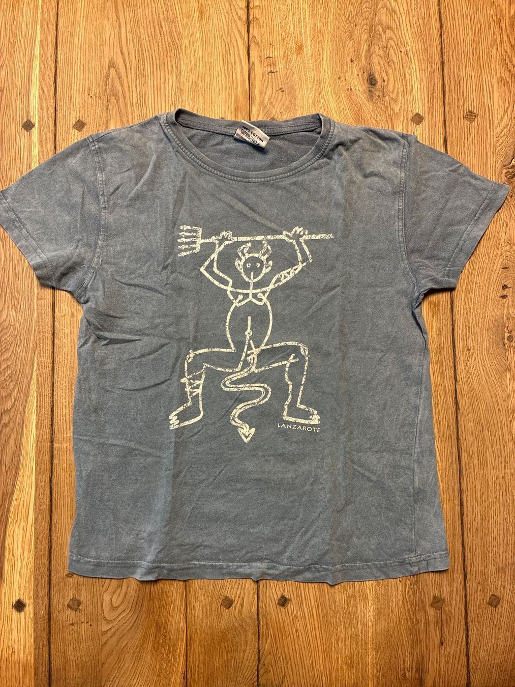 Camicie, T-shirt & Polo: Kinder T-Shirt Lanzarote Grösse 8 – Usato da Guntershausen venduto da Gloominati