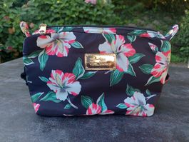 Guess Kosmetik Täschli, Blumenmuster, neuwertig!