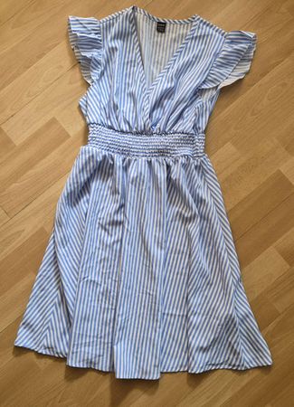 Shein Kleid blau-weiss gestreift Grösse S neuwertig