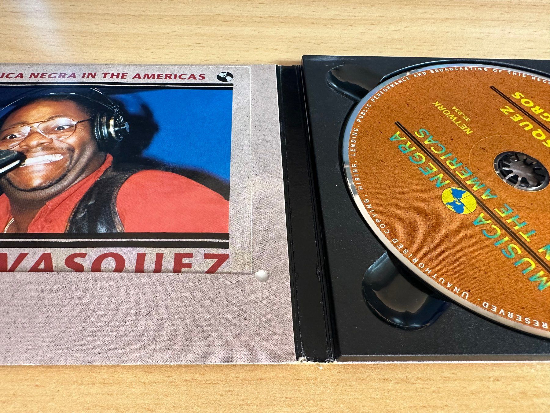 CD: Pepe Vásquez – Ritmo De Negros – Usato da Rikon im Tösstal venduto da Alpenmutz 2