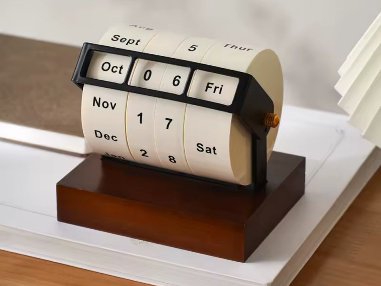 Calendari: Zeitloses Designobjekt zu Ihrer Arbeitsumgebung? – Nuovo e nell'imballaggio originale da Rorschach venduto da Stirnrunzler 5
