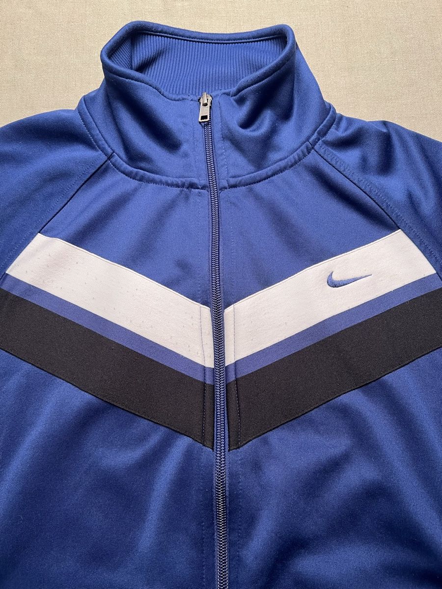 Nike Giacche: Nike Chevron Track Jacket Vintage Style Gr. M – Usato da Zürich venduto da zleoh 2