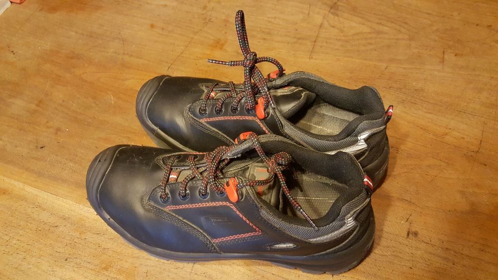 Safety Panda - Stahkappenschuhe Gr. 43 | Kaufen auf Ricardo