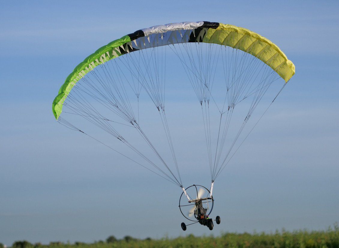 Modellismo RC: H-King Paramotor V2 PNP mit LED Light Bar (2400mm) – Nuovo e nell'imballaggio originale da Kirchberg BE venduto da SnoringMan