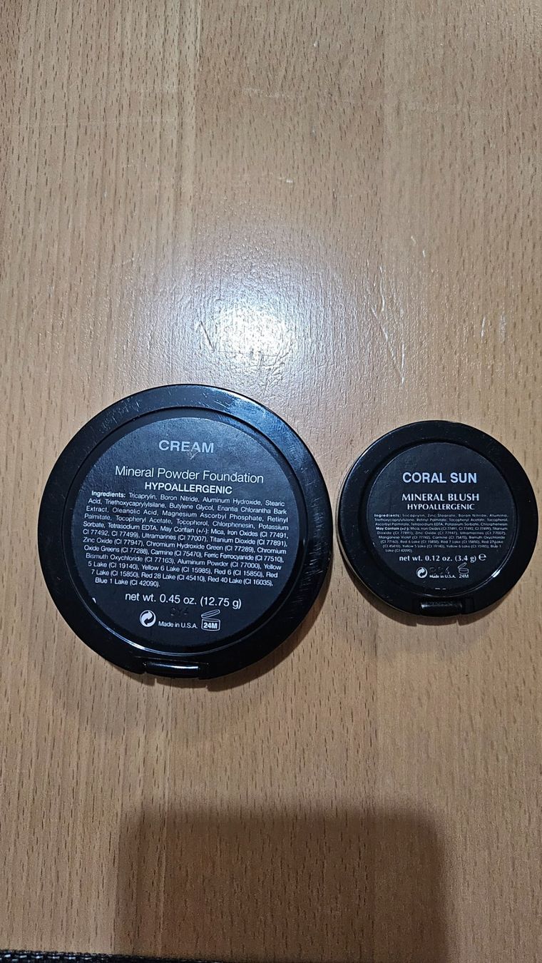 Make-up: Cosmetics Puder & Rouge Set (Minute) – Usato da Luzern venduto da Gabriella1011 2
