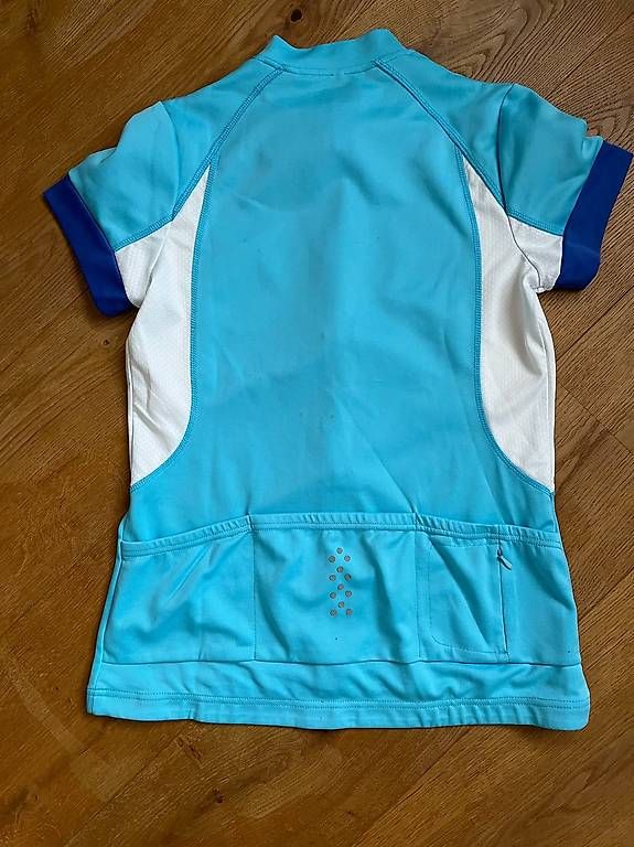 Leibchen & Hosen: Velo Shirt mit Reissverschluss – Gebraucht aus Murten von bea_n5yn 1
