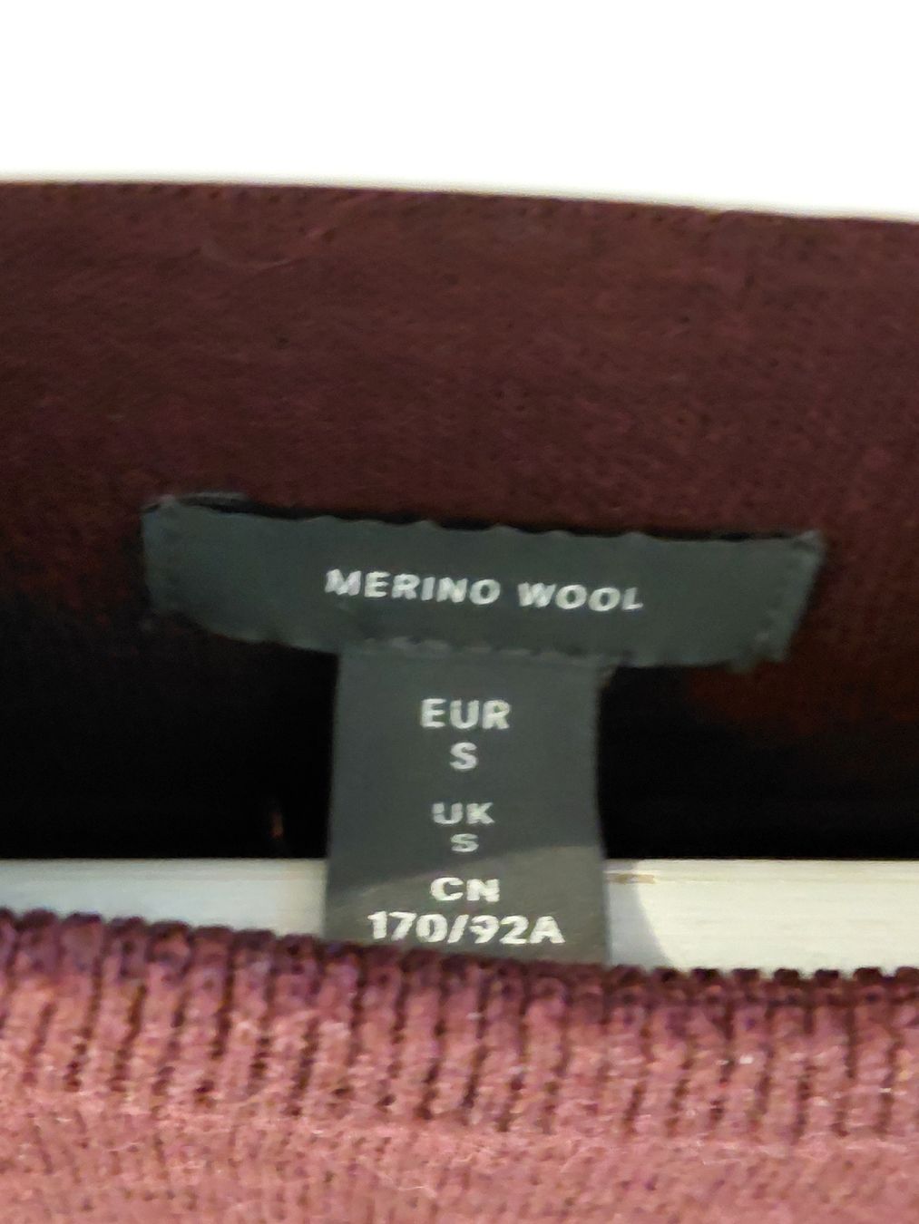 H&M Pulls & Sweat-shirts: H&M Pullover Merinowolle Bordeauxrot (S) – D'occasion à Heimberg par noe_8prc 1
