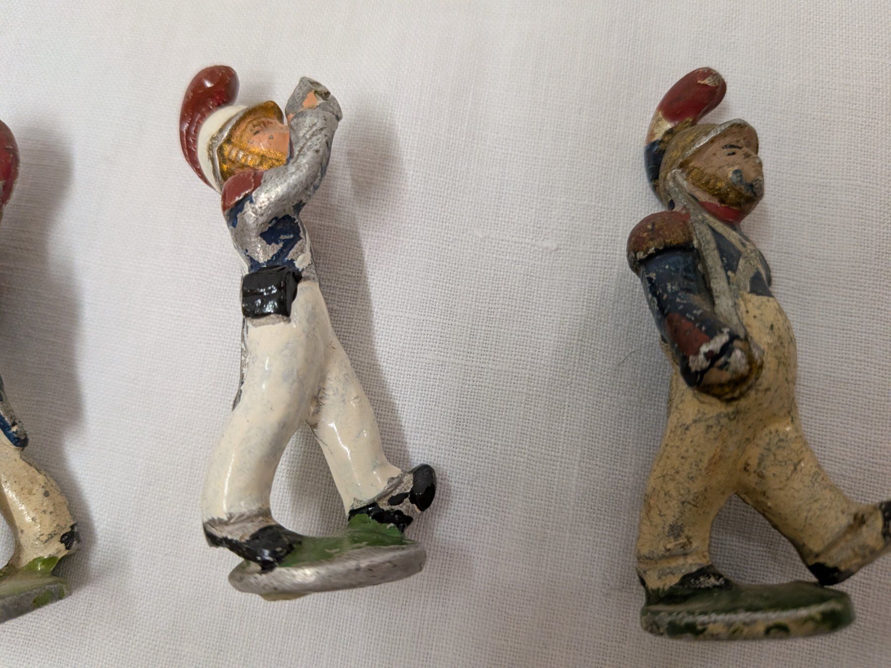 Statuette: Antike Figuren Musikanten – Usato da Emmen venduto da Brockofsky 7
