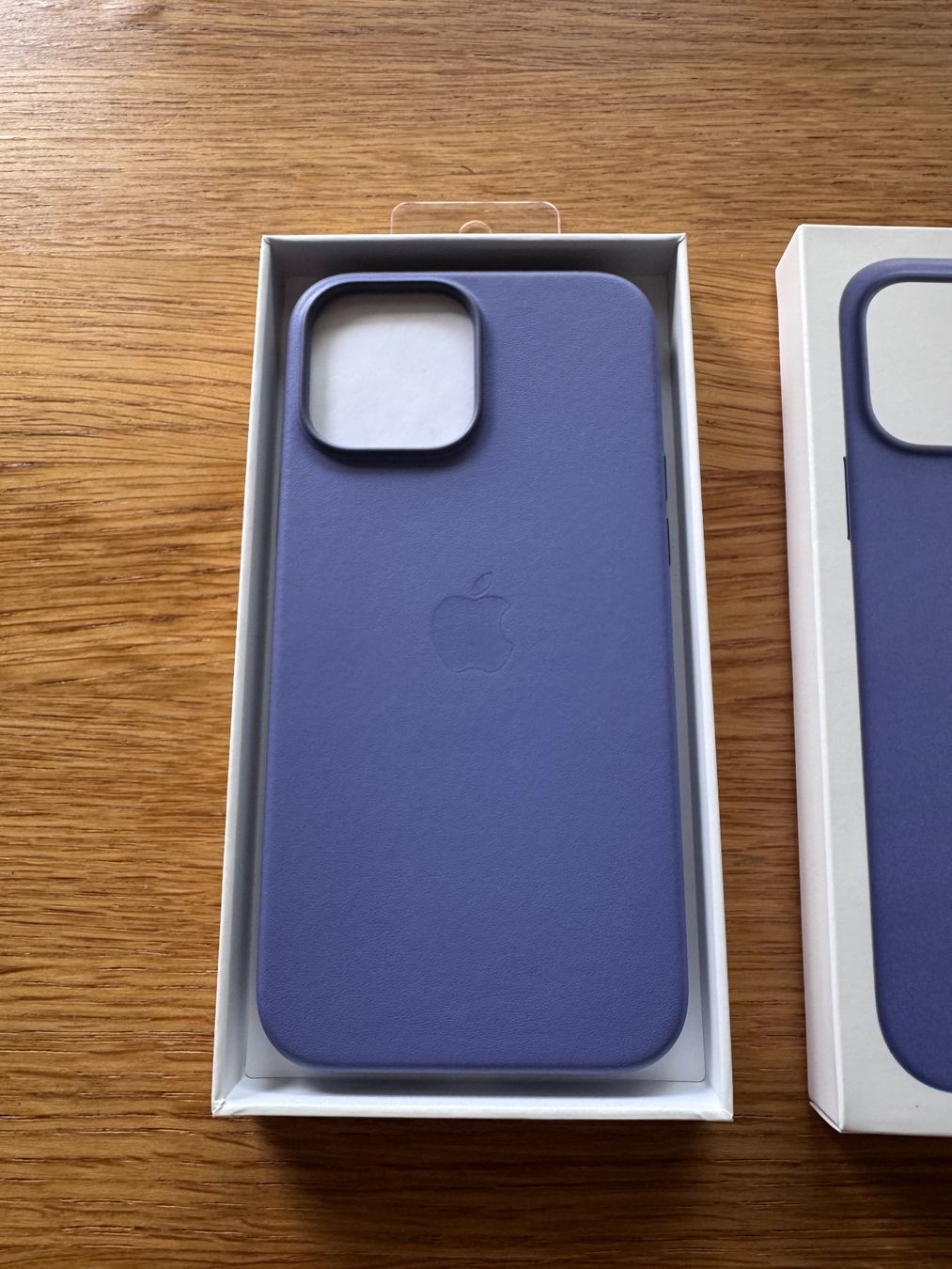 Apple Cover & Protezioni schermo: Apple iPhone 13 Pro Max Leather Case MagSafe neu – Nuovo e nell'imballaggio originale da Hombrechtikon venduto da Albina_