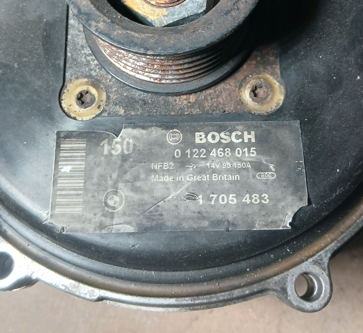 BMW Tutti pezzi di ricambio auto: Alternateur BMW E38 740 4.4 – Usato da la heutte venduto da Auto-stock 2