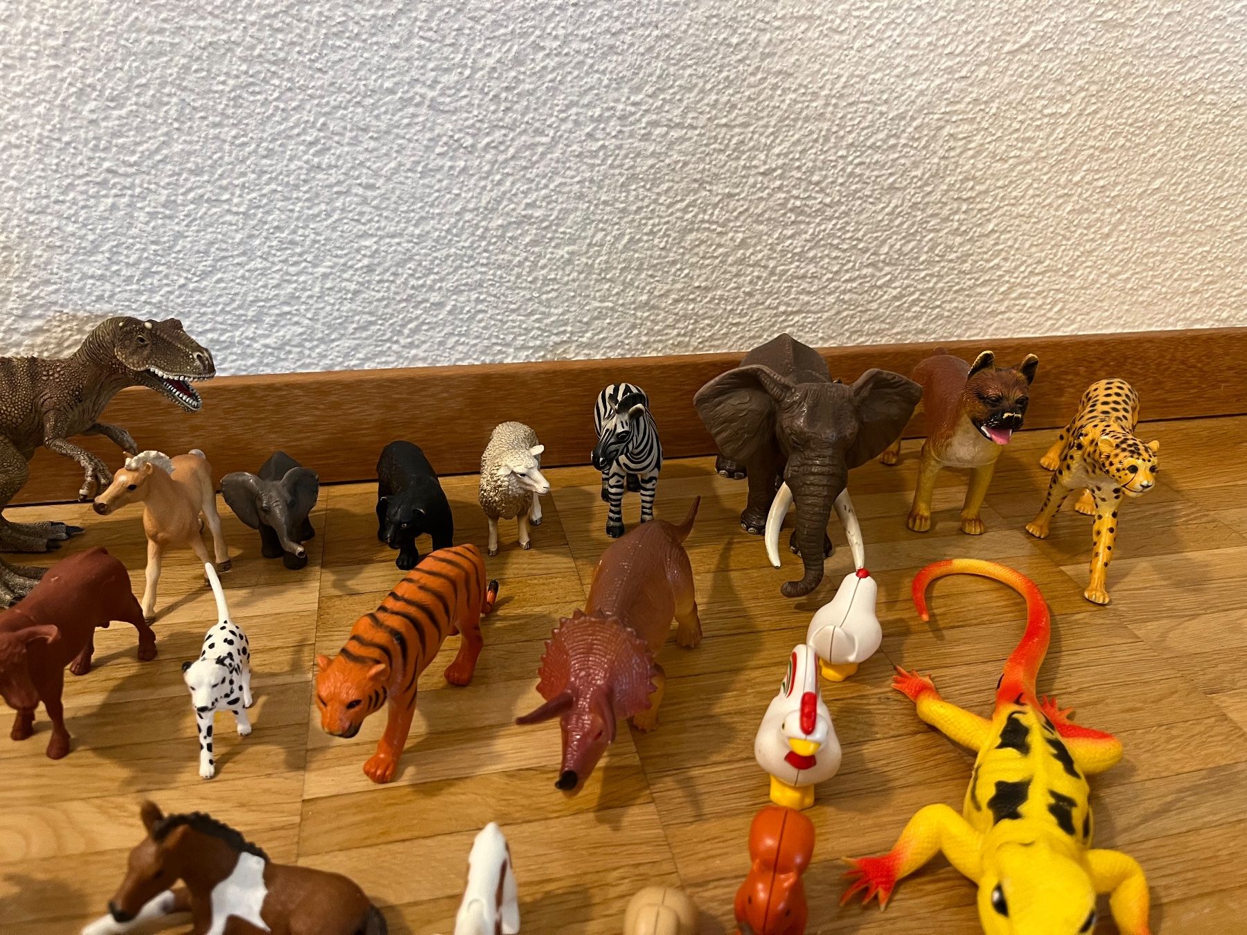 Schleich Giocattoli: Grosse Tiersammlung mit einigen Schleich Figuren – Usato da bern venduto da sanducci 4