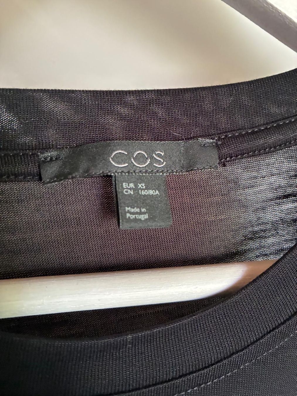 Tops: COS – Neuf (Voir description) à Rümlang par har_z6qv 2