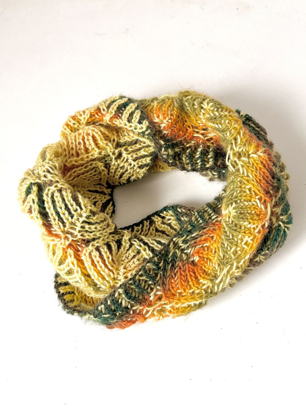 Foulard & Sciarpe: Loop, Strickschlauch, handgestrickt – Nuovo e nell'imballaggio originale da Fislisbach venduto da handglismet