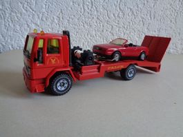 SIKU 2520 DK Ford Cargo Abschleppfahrzeug 'FALCK'