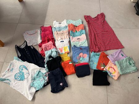 Kleiderpaket Mädchen Grösse 122