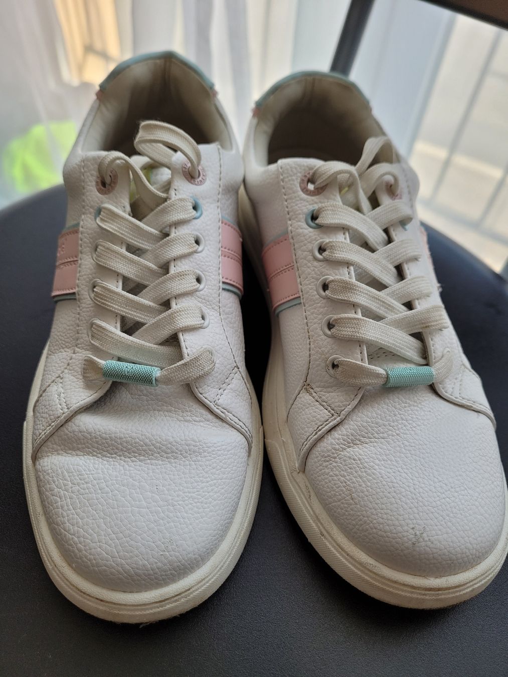 Mayoral Schuhe für Mädchen: Magnifiques baskets Mayoral t35 – Gebraucht aus St-Maurice von happy.family 1