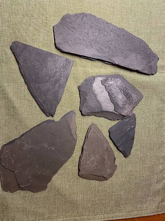 Bausteine: Schiefersteine – Gebraucht aus Hinwil von Hiwikeb