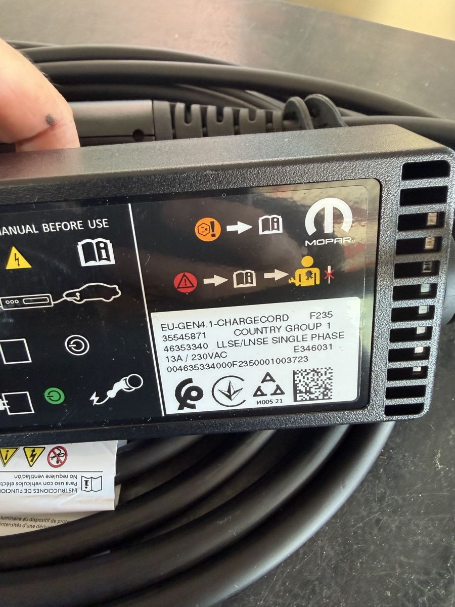 Chargeurs de batterie: Ladegerät Elektroauto EU – D'occasion à Zürich par l.spalletta 2