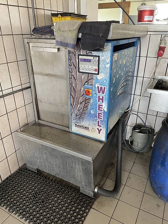 Lavatrici: Räderwaschmaschine Wulkan Wheely – Usato da boniswil venduto da tercel79