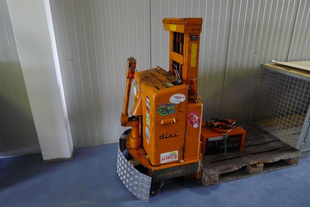 Elektrostapler Deichselgerät Stapler (Gebraucht) in Lengnau AG für CHF ...