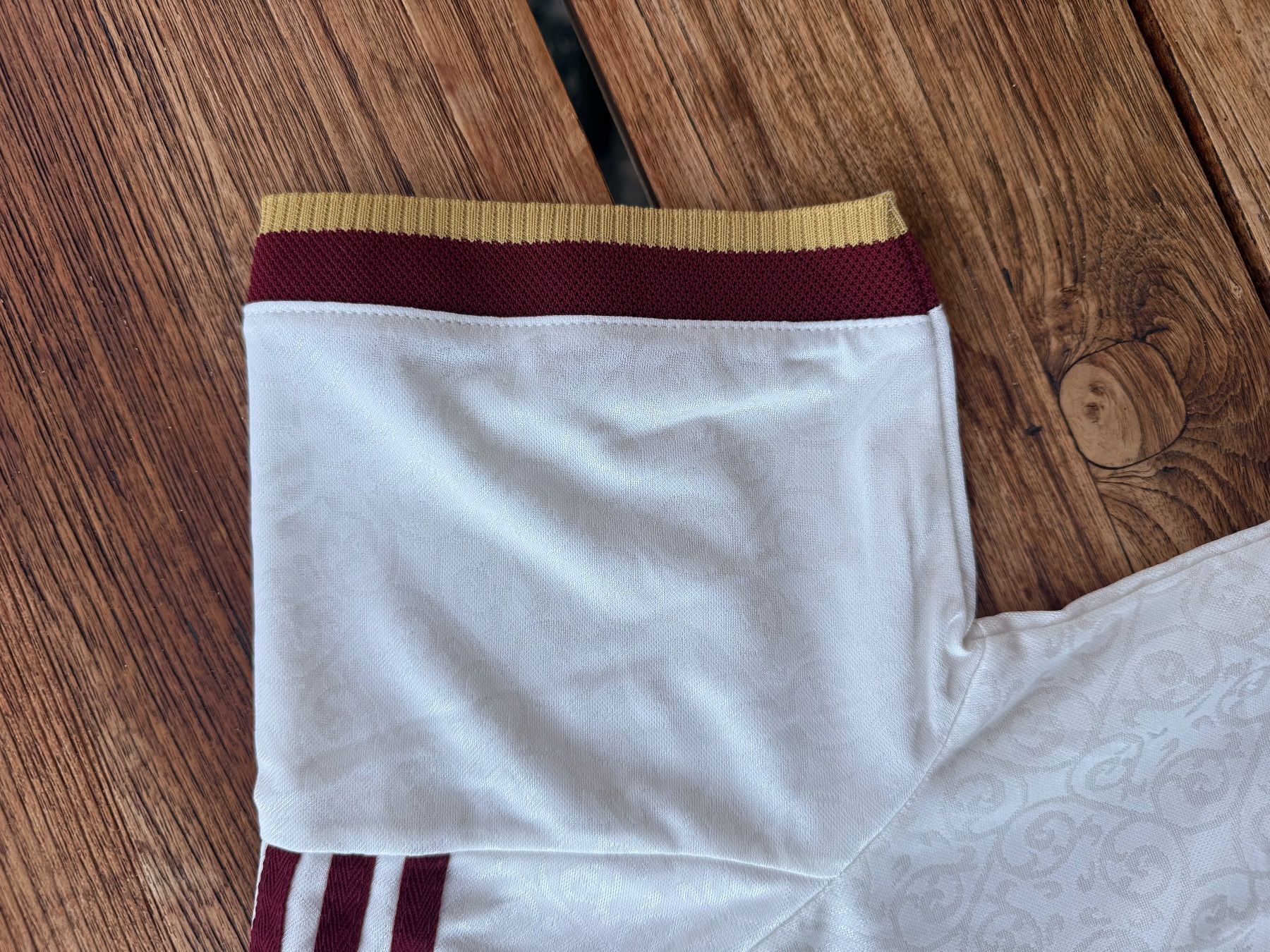 Adidas Canottiere & Pantaloni: Spanien WM Trikot 2025/2026 – Usato da Bözen venduto da DjMel 5