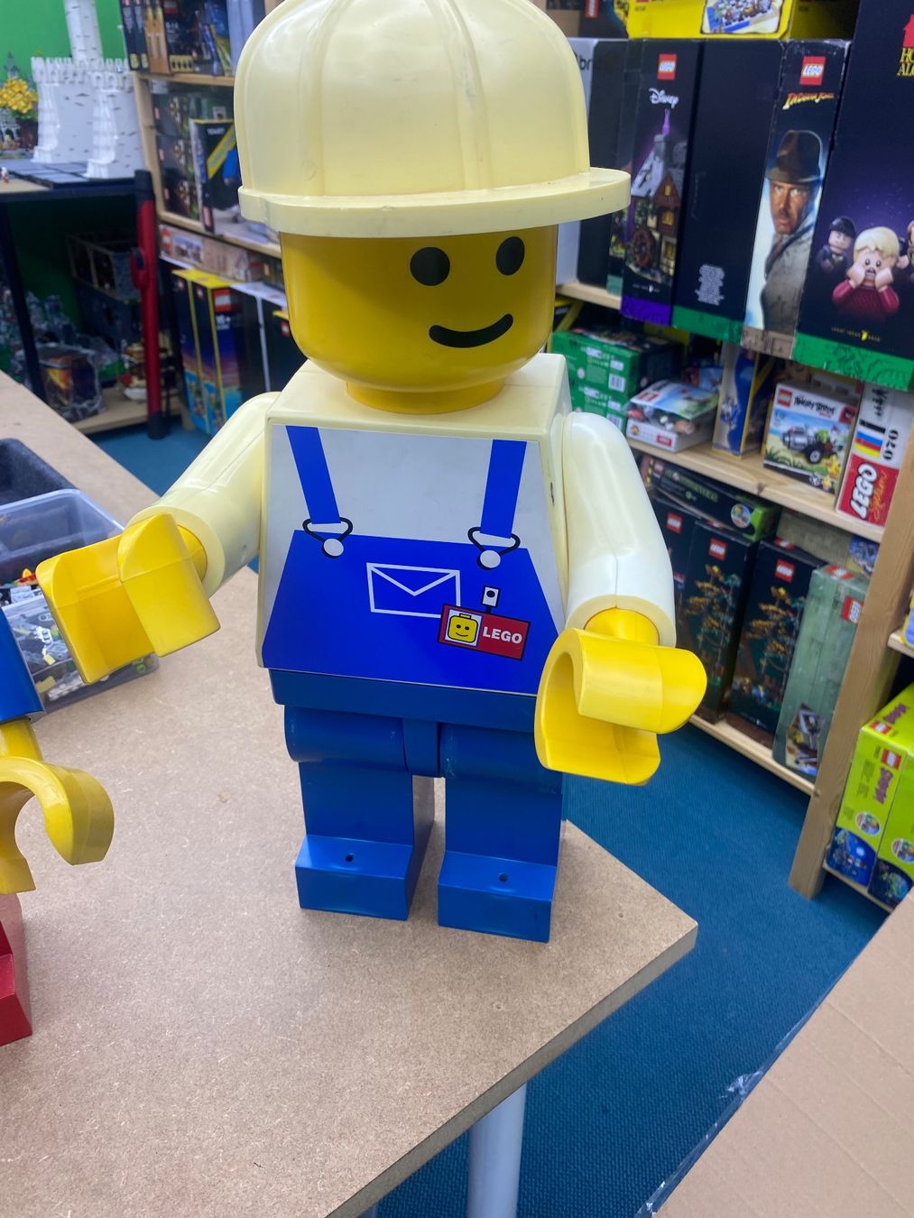Lego Statuette: 2 Grosse Lego Figuren Originall! Selten – Usato da birrhard venduto da Nosara7 1