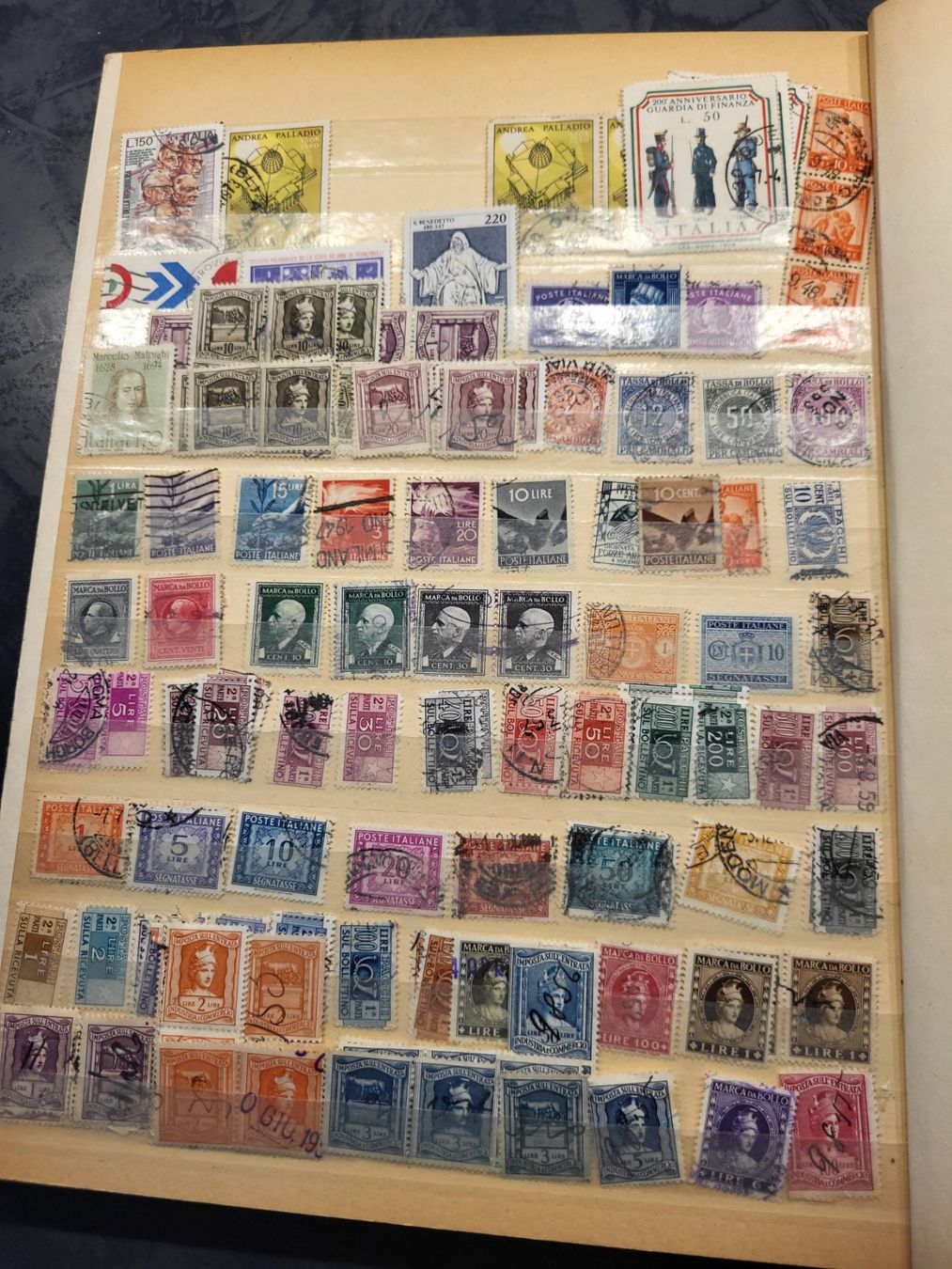 Alle Briefmarken: Sammlung Album - Italien – Gebraucht aus Rümlang von Turrin 8