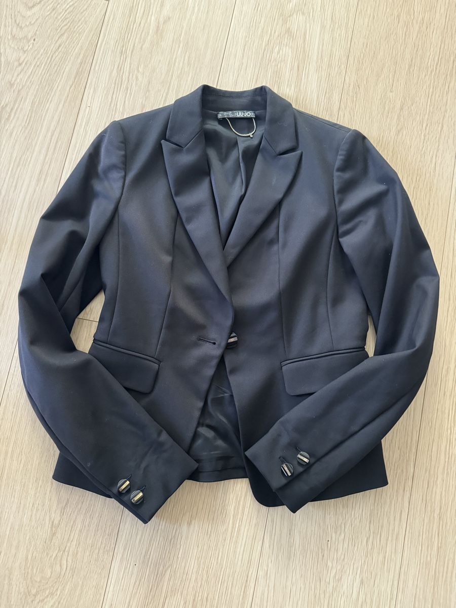 Liu Jo Giacche: Blazer Liu Jo gr 44 – Usato da Bünzen venduto da Magdalena.K
