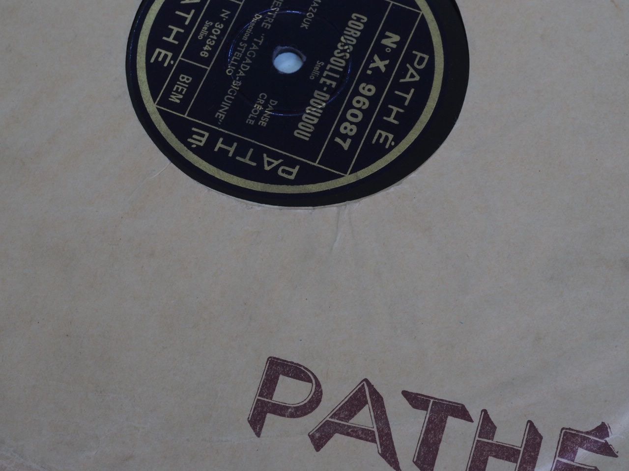 Vinyles: DISQUES 78 TOURS – D'occasion à Lausanne par Leag 9