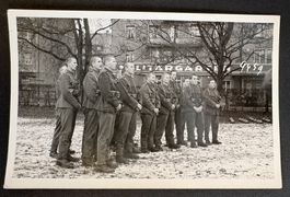 ANSICHTSKARTE SCHWEIZER ARMEE AUF DEM FELDE KASERNE BERN
