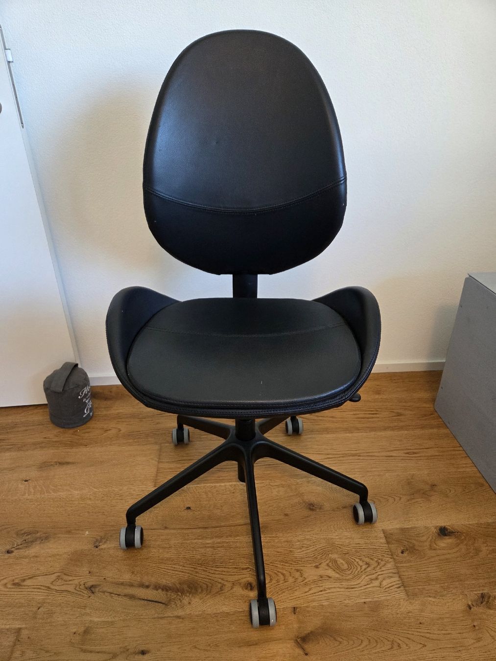 Ikea Sedie: IKEA Bürostuhl "HATTEFJÄLL" – Usato da Reichenburg venduto da gin15
