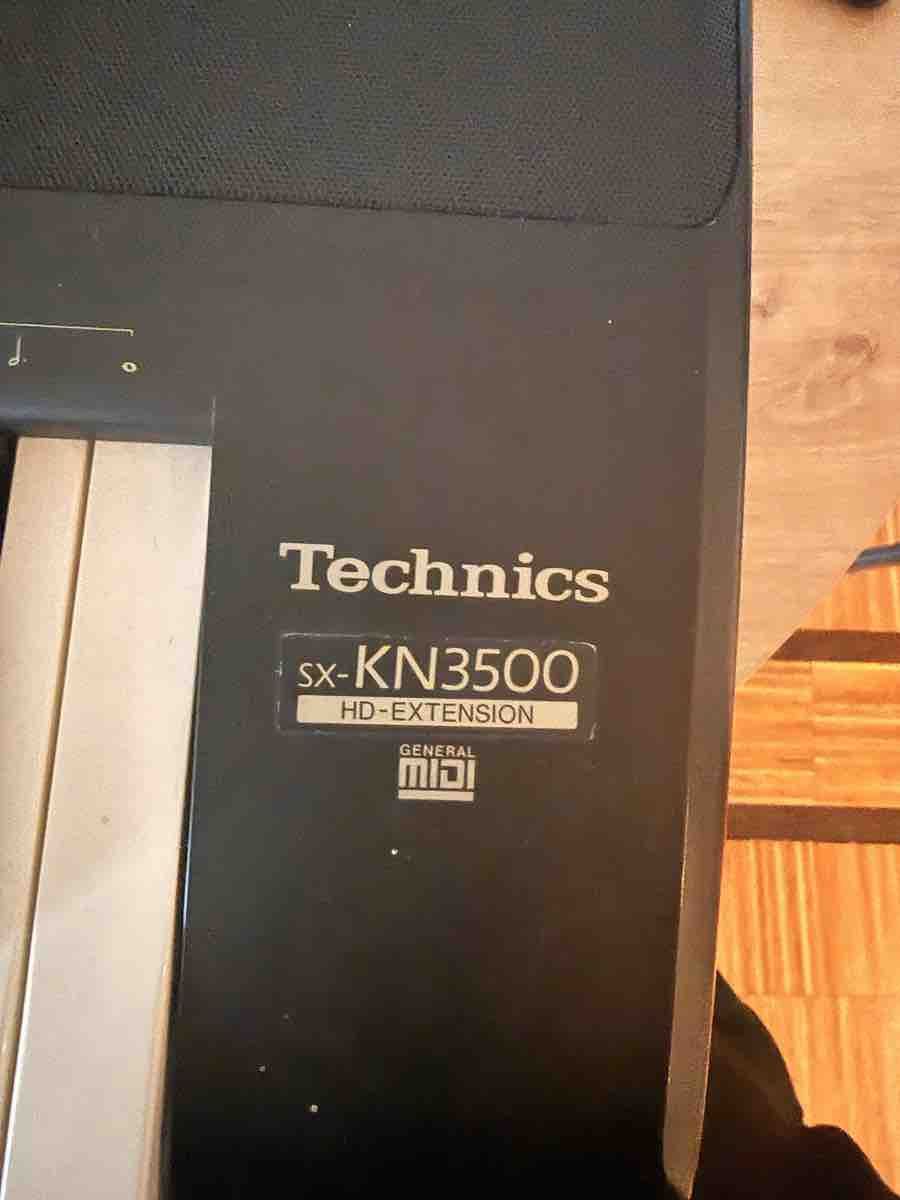 Musikinstrumente: Technics SX-KN3500 Synthesizer schwarz – Gebraucht aus Herisau von Bytimothy 1
