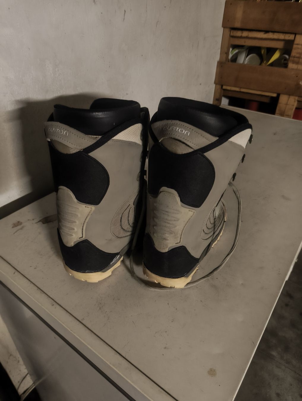 Chaussures femmes: snowboardschuhe burton  – D'occasion à Läufelfingen par sim_fr2v 3