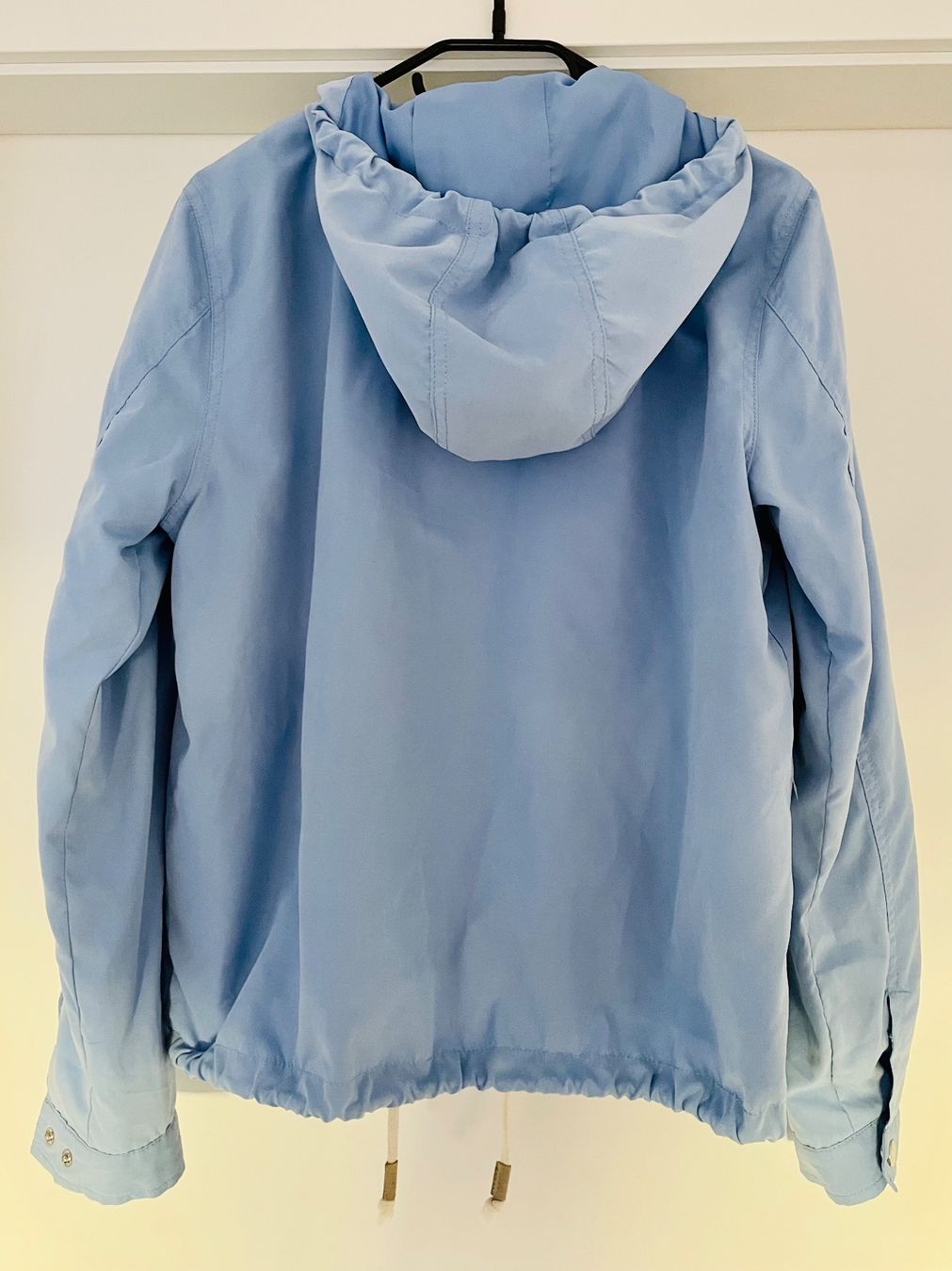 Only Giacche: Schöne Regenjacke von ONLY, Grösse L – Usato da Wallbach venduto da paxnic 1