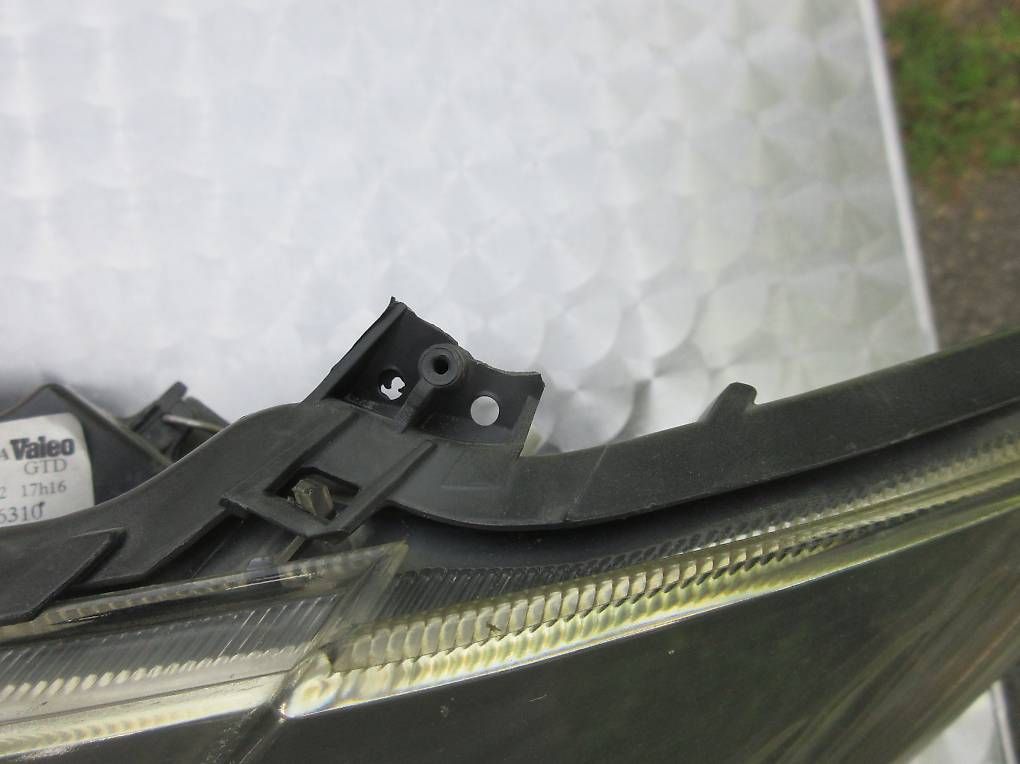 Fari: Phare avant gauche Toyota Corolla E12 – Usato da Champagne venduto da nan_2dwz 3