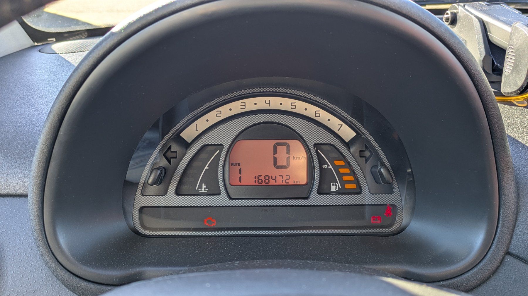 Citroën Automobili: Citroën C2 1.6 VTS – Usato da Brügg BE venduto da Wakiluno 6