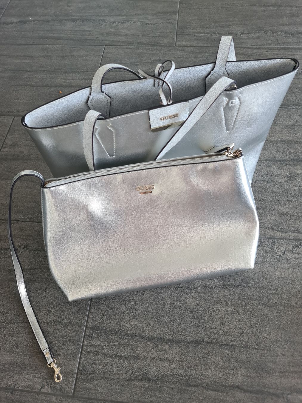 Guess Sacs femmes: Guess Handtasche – Neuf (Voir description) à Friltschen par Thurgau11