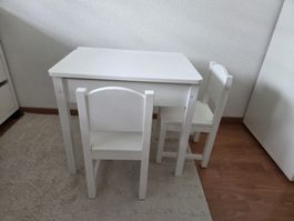 Sundvik Schreibtisch und 2 Stühle 