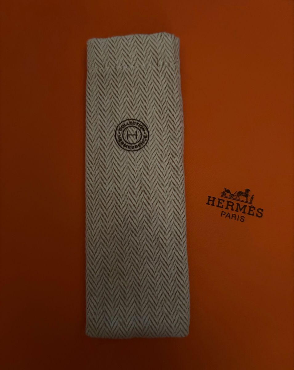 Hermès Parfums & Eau de Toilette: HERMÈS Flacon mit Dustbag – D'occasion à Basel par R.G.R__ 2