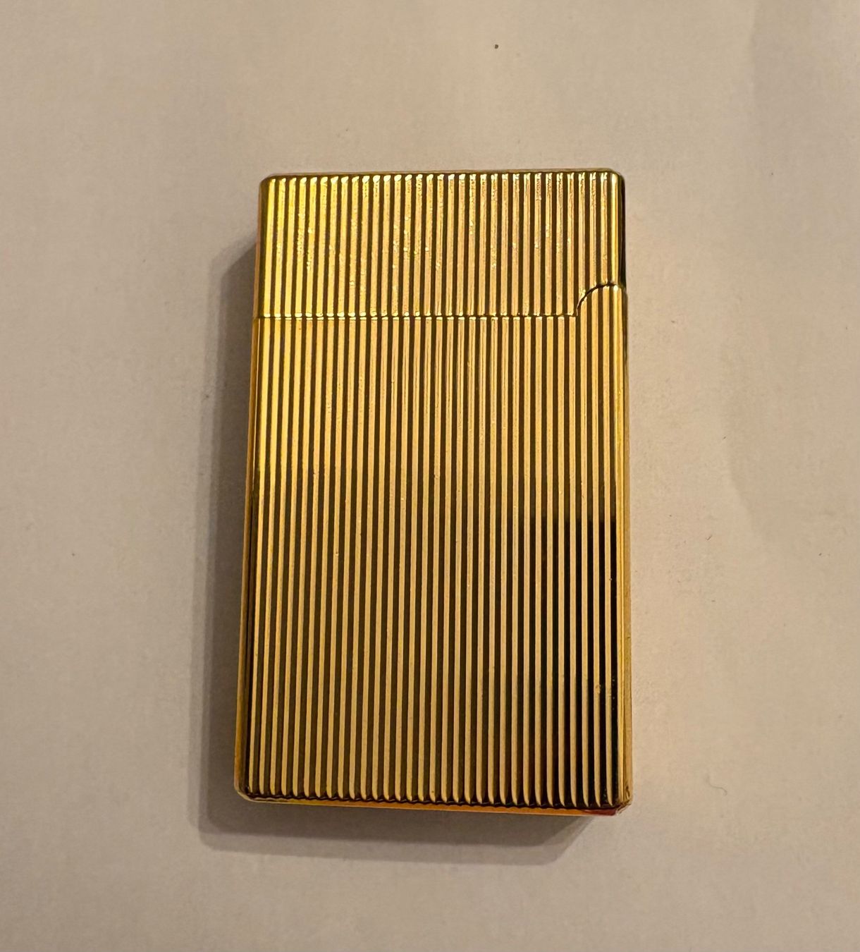 Accendini: Briquet ancien doré ,gaz – Usato da Crans  Montana venduto da proff 1