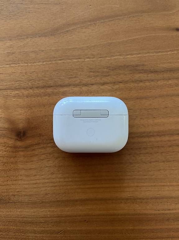Caricabatterie: AirPods Pro Ladecase A2190  Original Apple Case – Usato da Hünibach venduto da floderbre 1