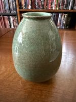 Keramik Vase grün handgefertigt Höhe 18cm leichte Gebrauc...