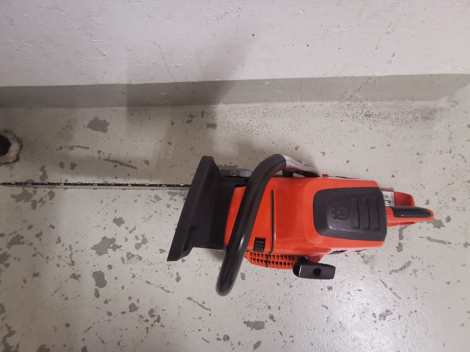 Husqvarna Seghe: Husqvarna xp 550 Markt 2  – Usato da Basel venduto da bud_9rzh 5