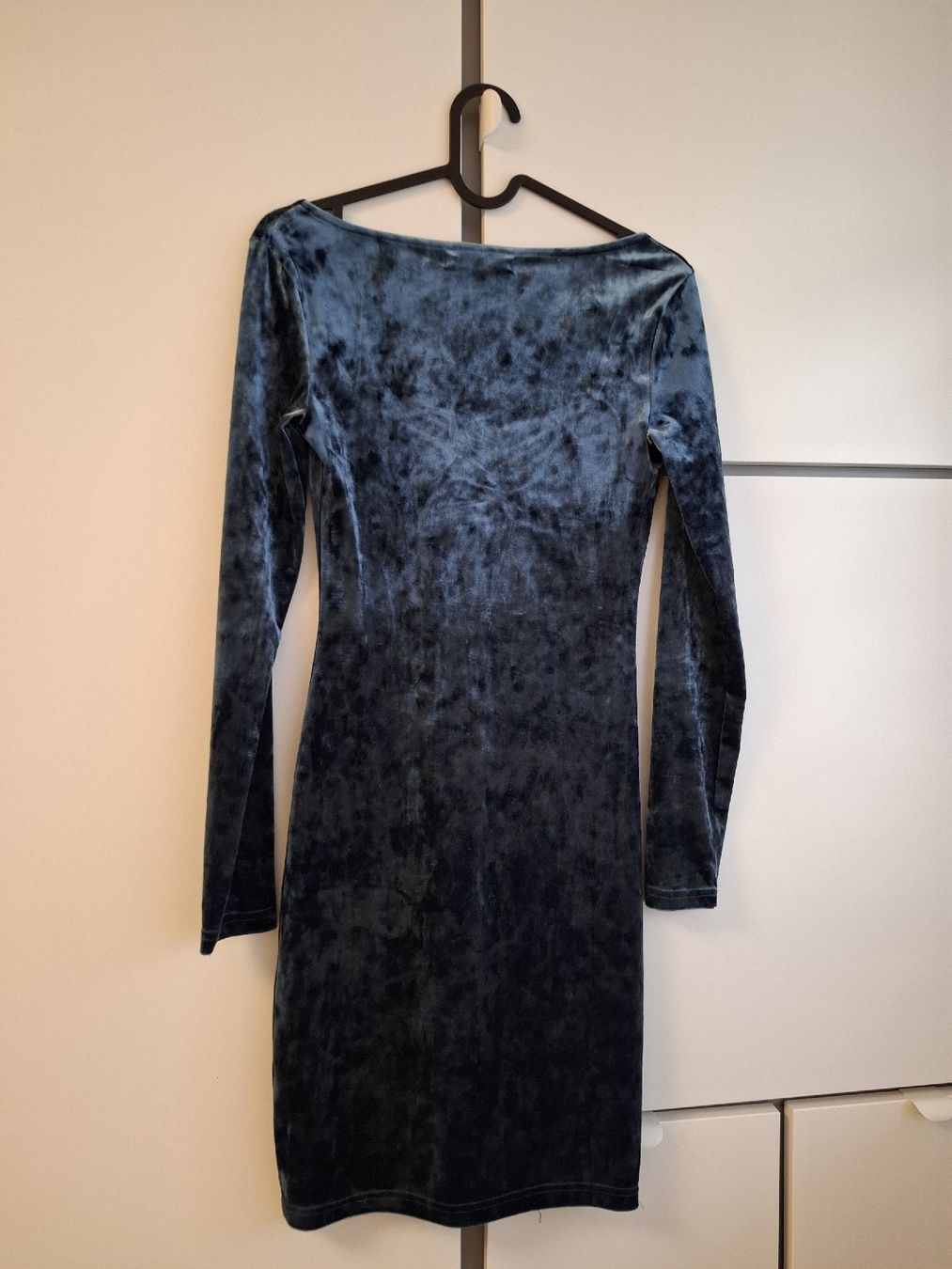 Vestiti: robe bleue marine en velour – Usato da Ecublens FR venduto da ame_y8tq 2