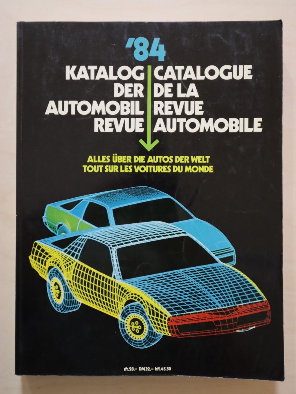 Livres: AR Automobile Revue Katalog 1983 – D'occasion à Emmetten par Super008